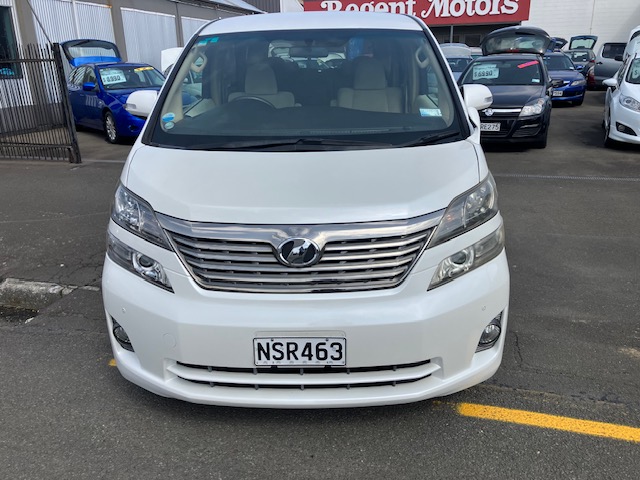 2009 Toyota Vellfire, 8 Seater Coach, Auto