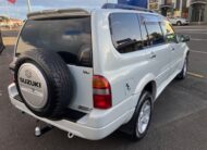 2001 Suzuki Escudo Station Wagon,  2.7P, 4WD, Auto