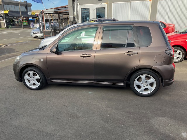 2006 Mazda Demio S/Wagon. 1.3, Auto.