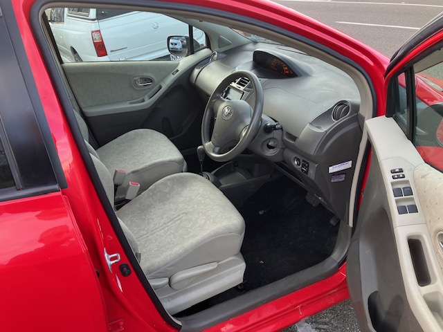 2009 Toyota Vitz, 5Door, Auto